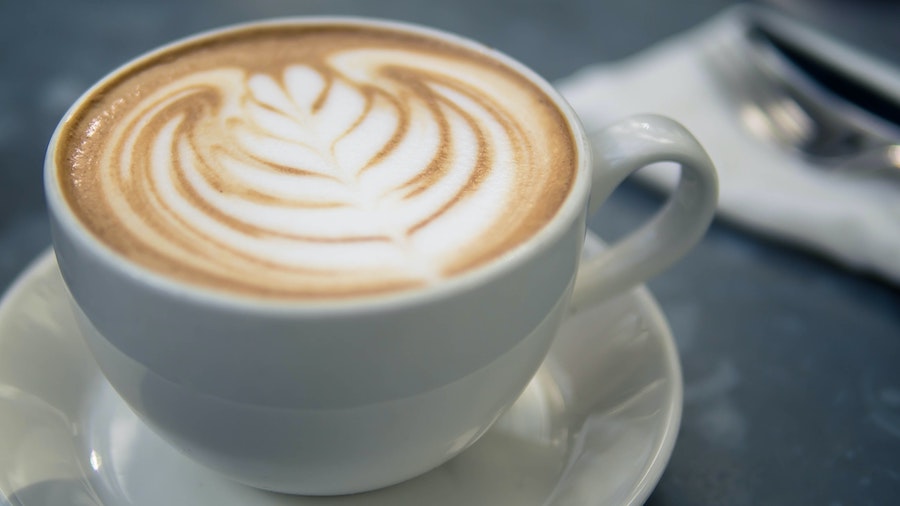 “Cappuccino mit Eilles Kaffee”