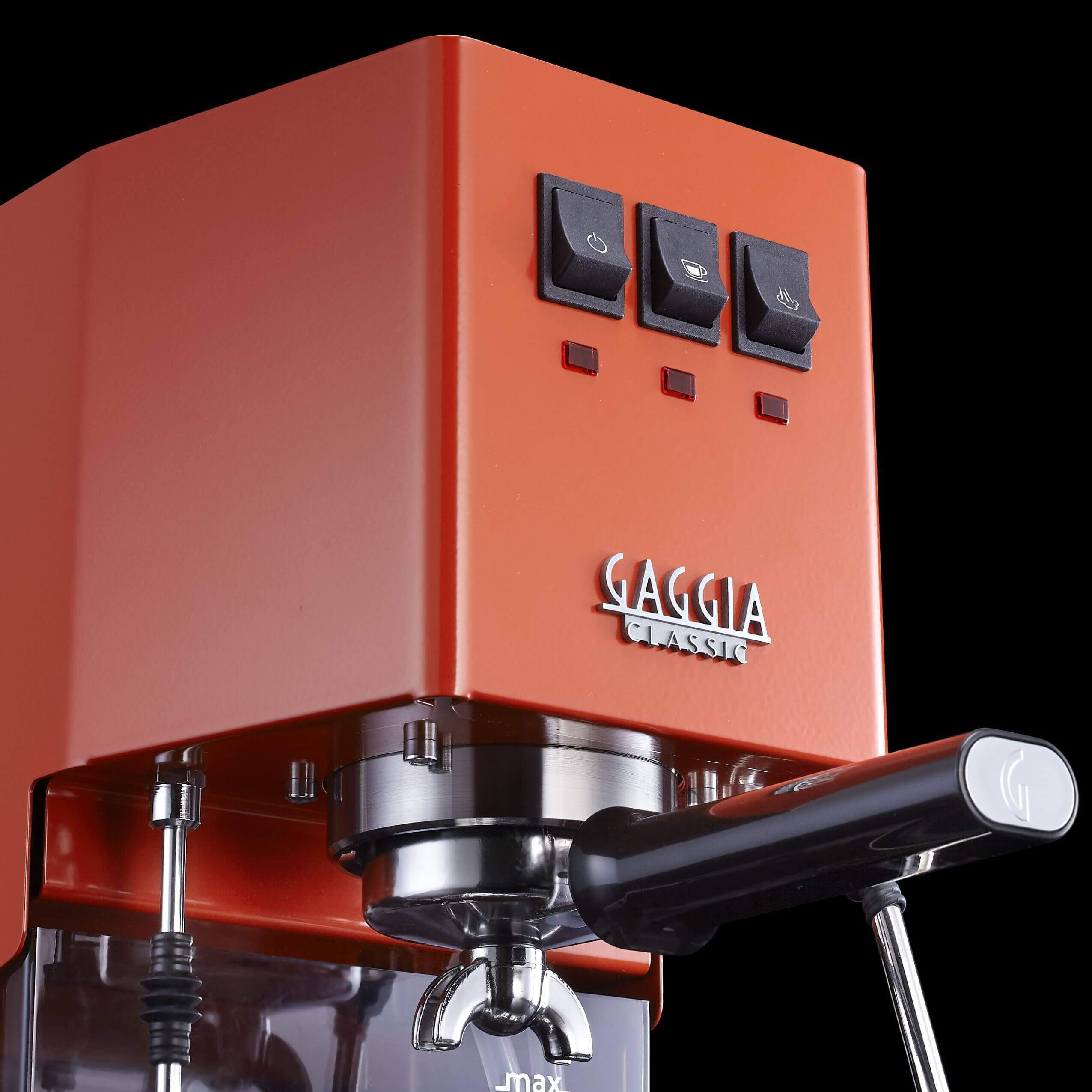 Gaggia New Classic Blau Gaggia New Classic Red Lobster seitliche Deatailaufnahme