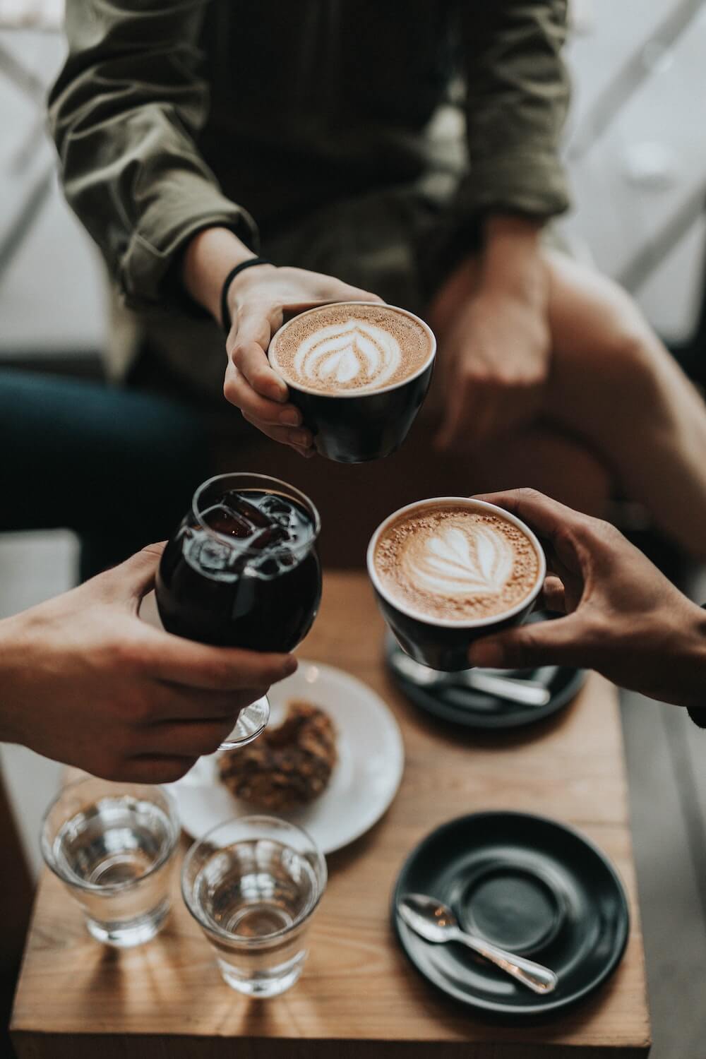 Monsooned Malabar Kaffee im Büro genießen