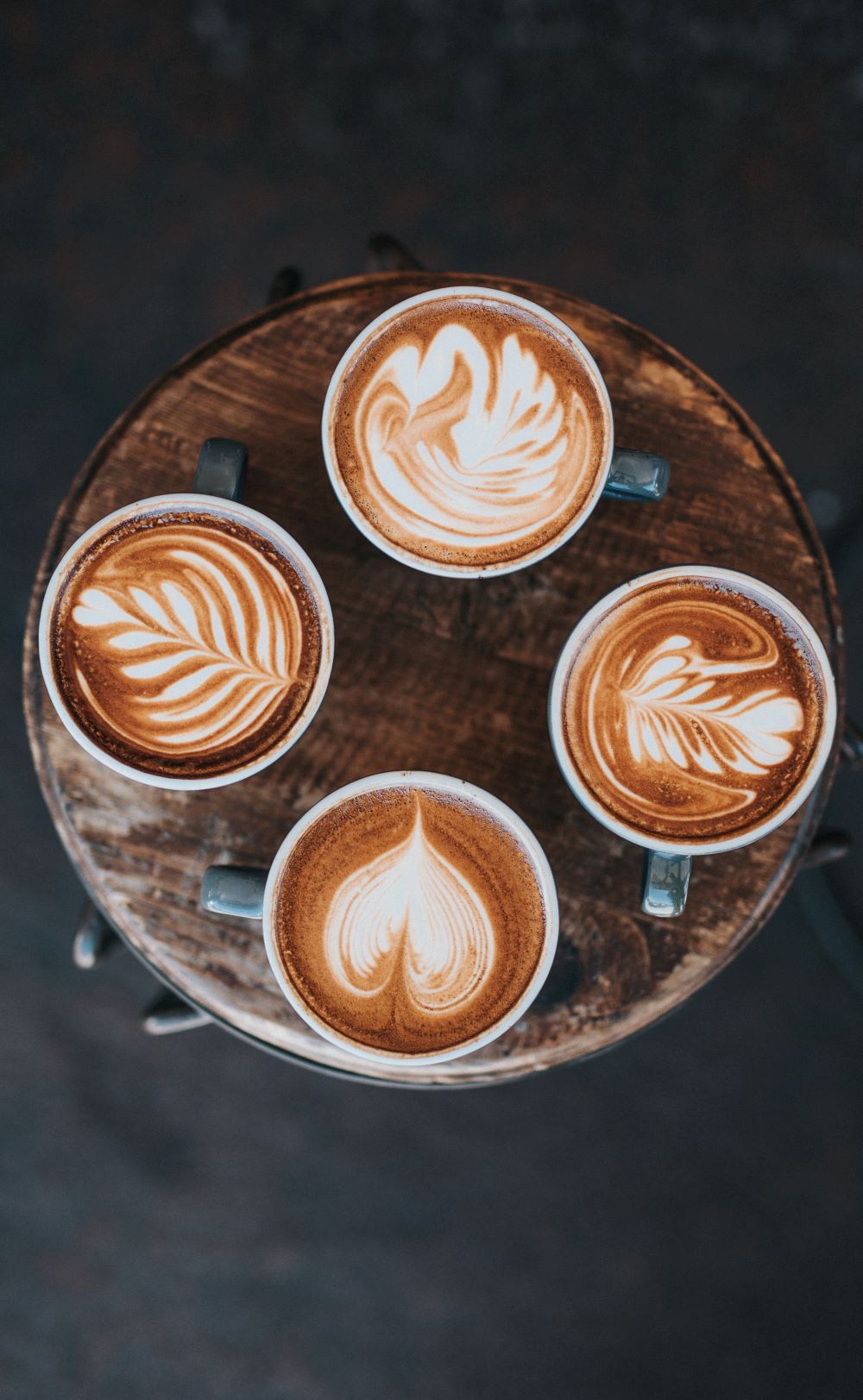 Kaffeekreationen aus dem Kaffeevollautomaten Kaffeekreationen aus dem Kaffeevollautomaten